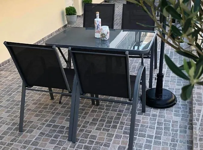 Thomas House Near The * Nea Kallikrateia