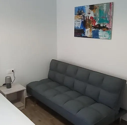 Thomas House Near The Nea Kallikrateia