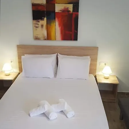 Daire Thomas House Near The Nea Kallikrateia