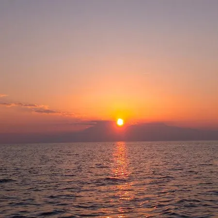 Thomas House Near The *