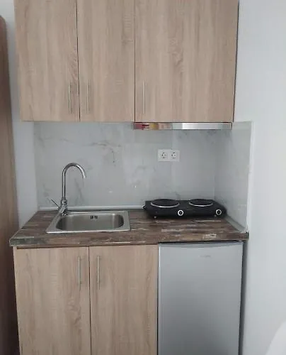 Apartament Thomas House Near The